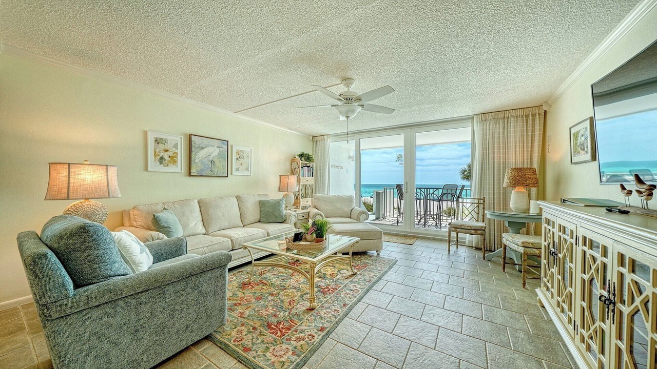 Photo of Livingroom in Longboat Key
