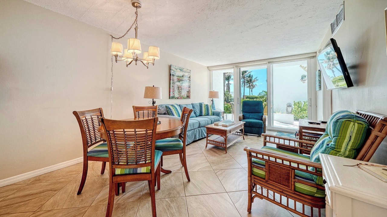 Photo of Livingroom in Longboat Key