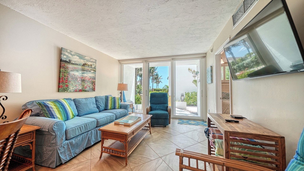 Photo of Livingroom in Longboat Key