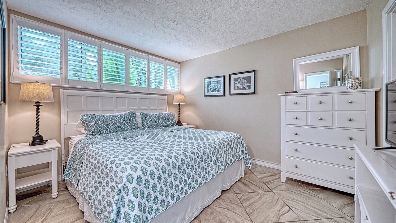 Photo of Bedroom in Longboat Key