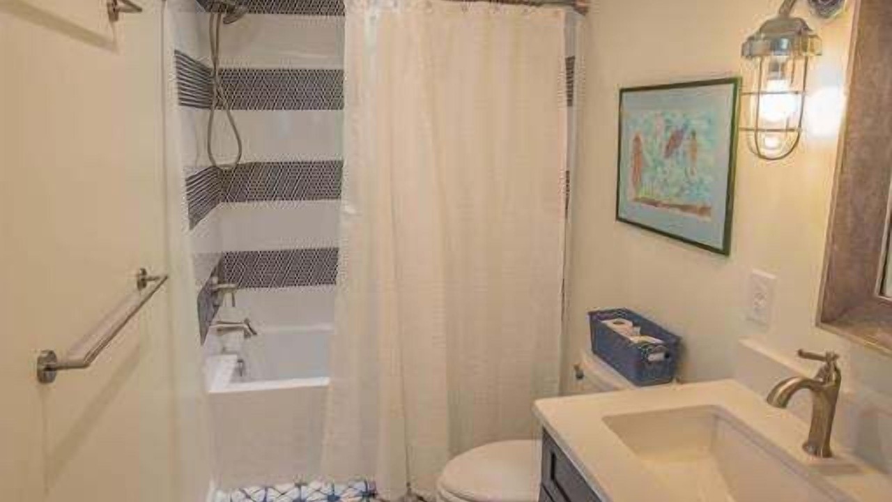 Photo of Bathroom in Holden Beach