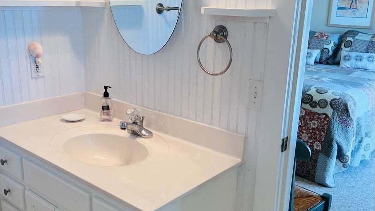 Photo of Bathroom in Holden Beach