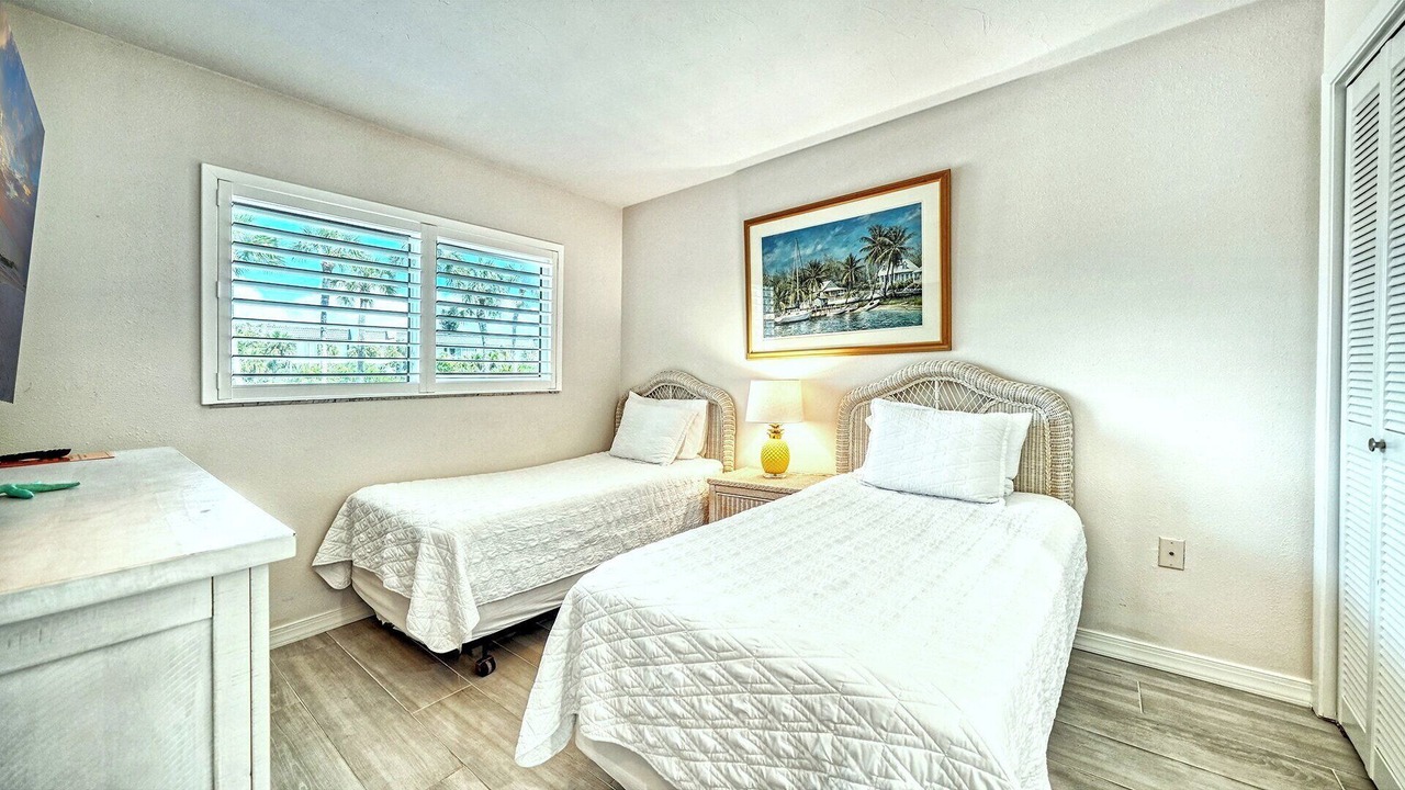 Photo of Bedroom in Longboat Key