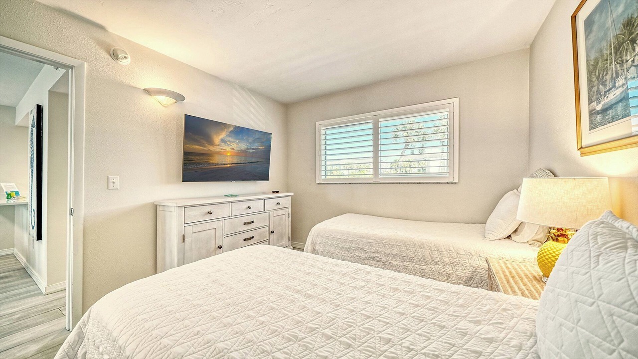 Photo of Bedroom in Longboat Key