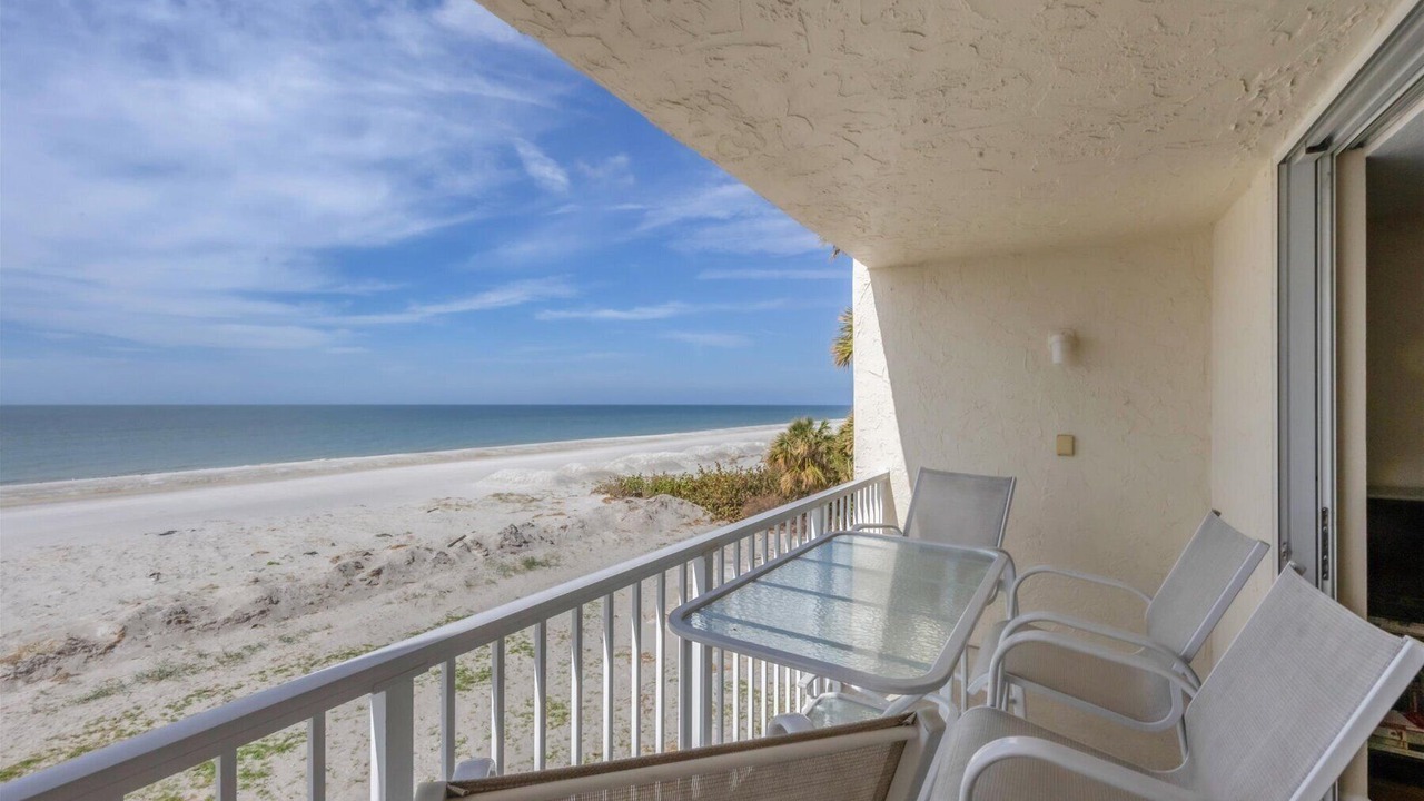 Photo of Patio Balcony in Longboat Key