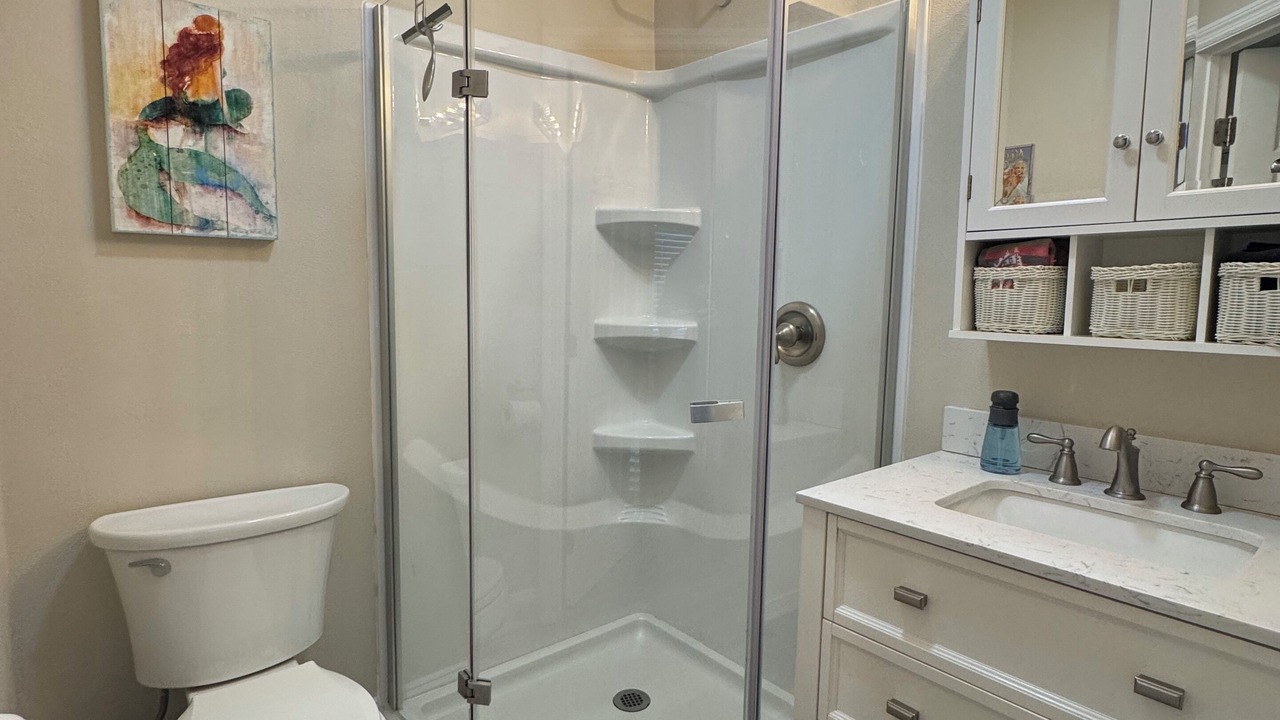 Photo of Bathroom in Largo