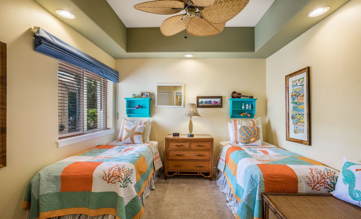 Photo of Bedroom in Kahaluu Bay