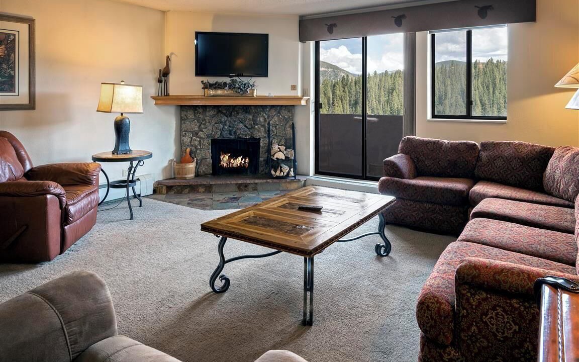 Photo of Livingroom in Four O'Clock