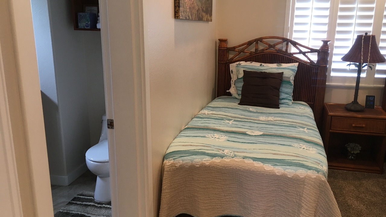 Photo of Bathroom in Kahaluu-Keauhou