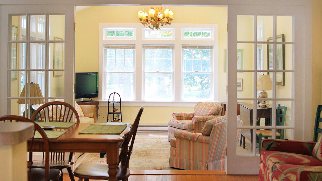 Photo of Livingroom in Newport East