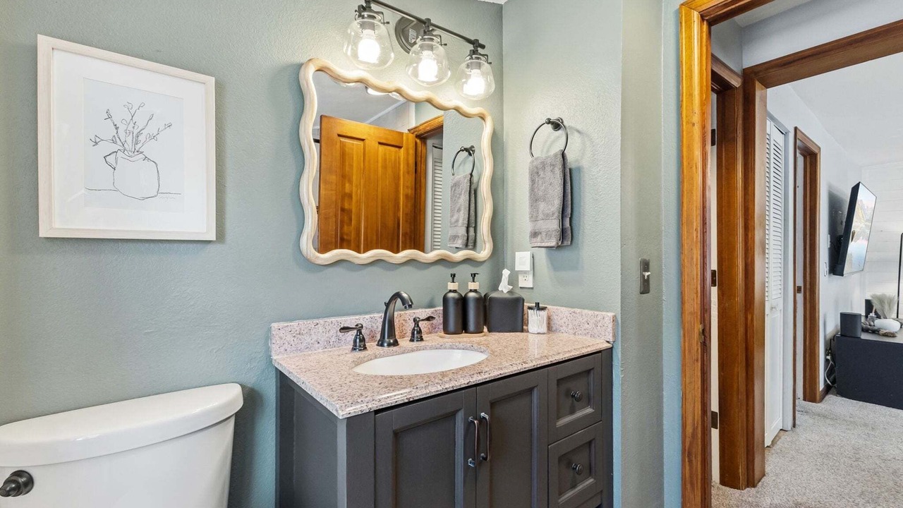 Photo of Bathroom in Historic District