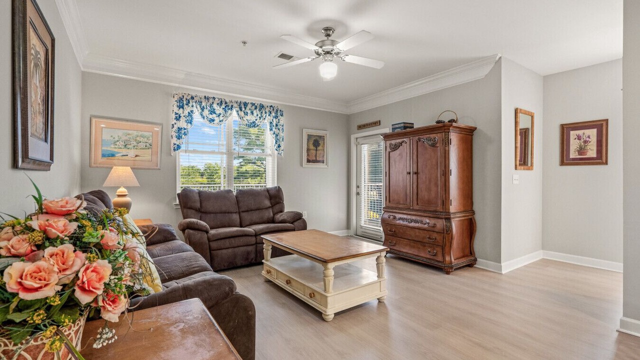 Photo of Livingroom in Calabash