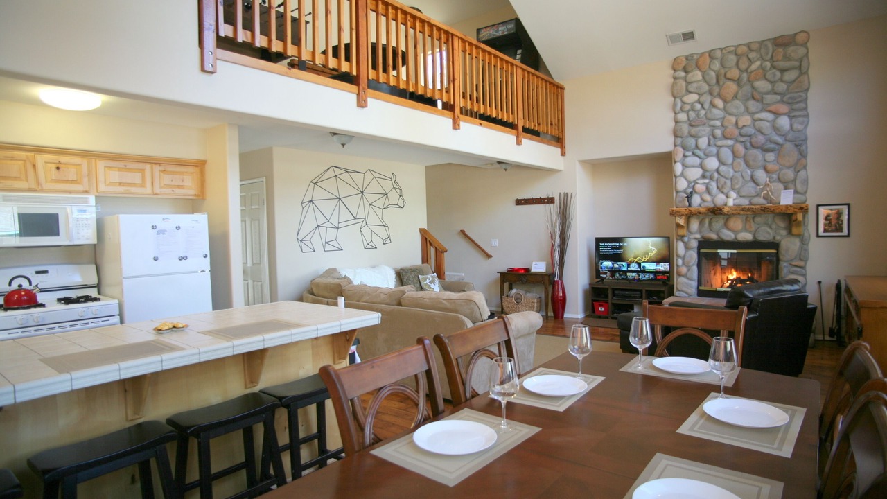 Photo of Bedroom in Big Bear Lake