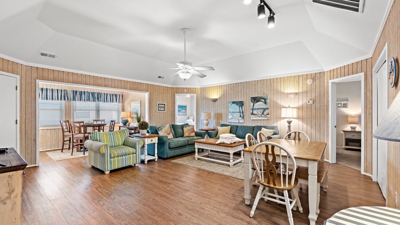 Photo of Livingroom in Myrtle Beach