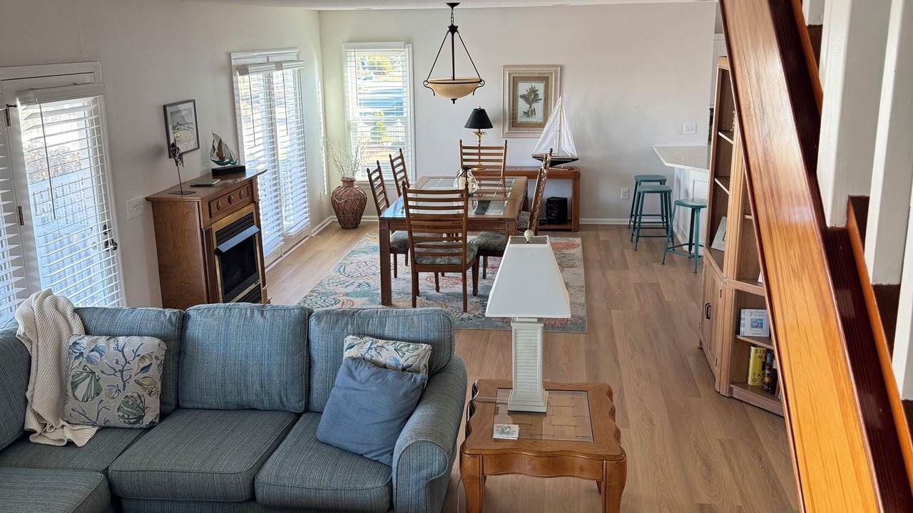 Photo of Livingroom in Holden Beach