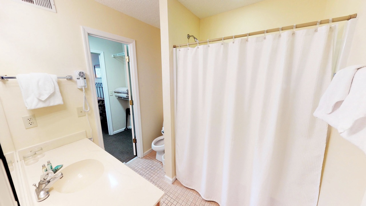 Photo of Bathroom in Sea Trail