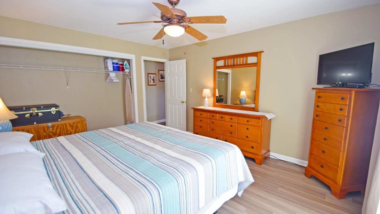 Photo of Bedroom in North Ocean City