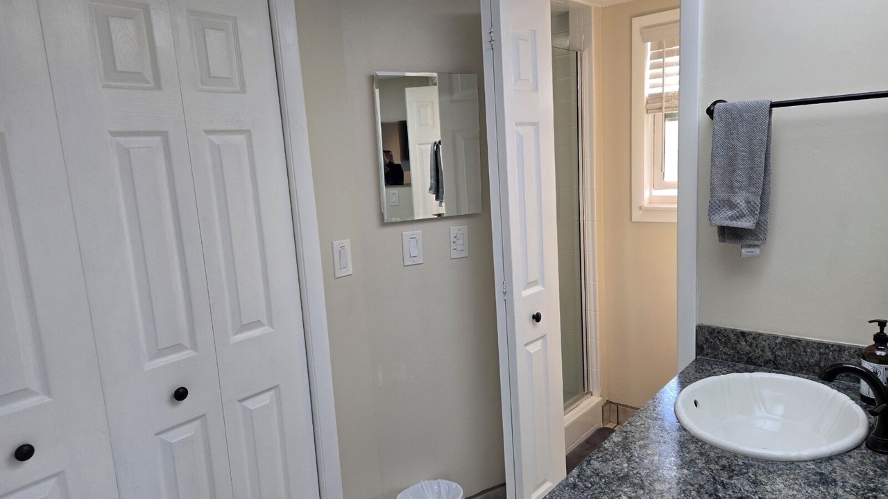 Photo of Bathroom in Treasure Island