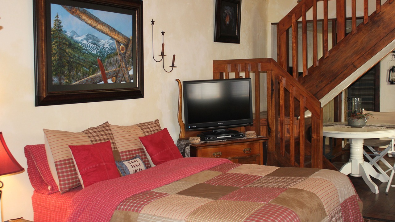 Photo of Bedroom in Historic District