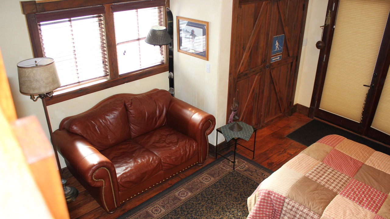 Photo of Bedroom in Historic District