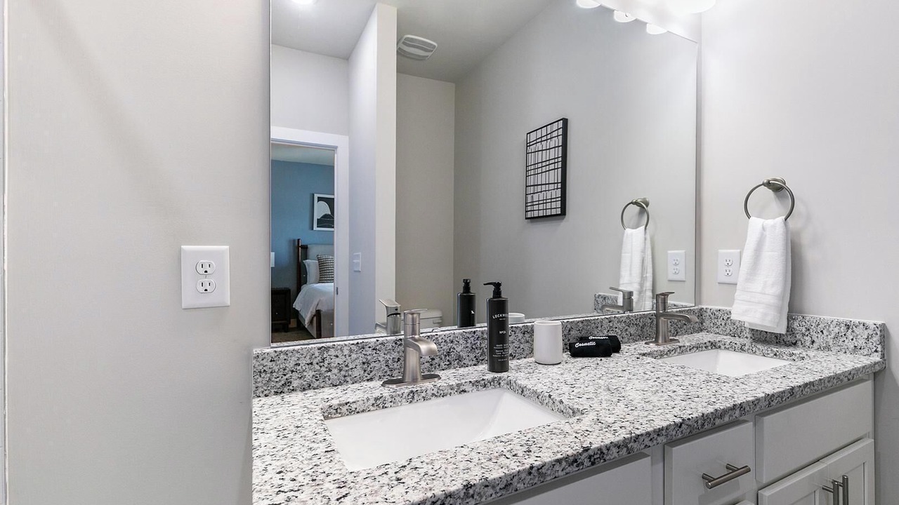 Photo of Bathroom in Longs