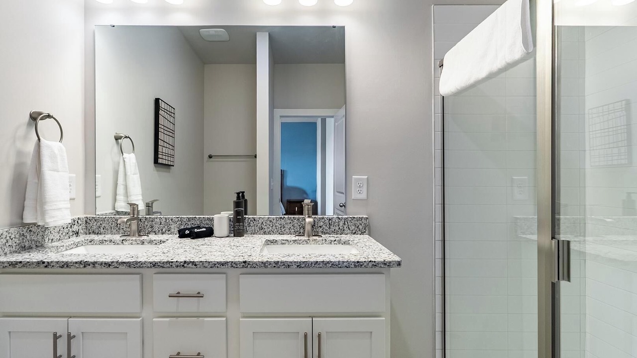 Photo of Bathroom in Longs