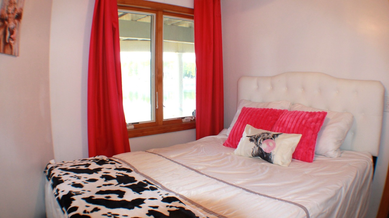 Photo of Bedroom in Freedom