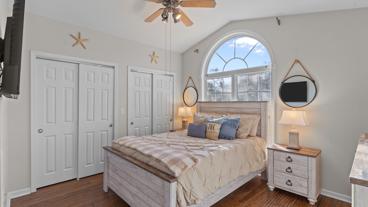 Photo of Bedroom in Tranquil Harbour