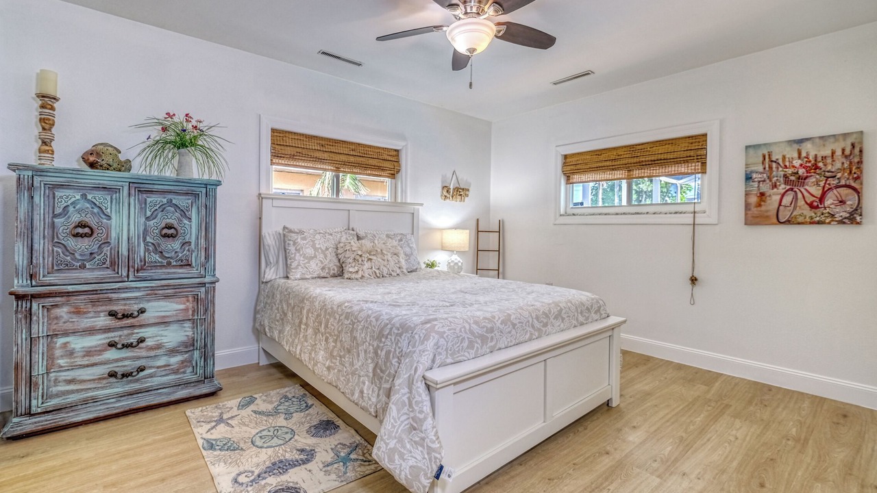 Photo of Bedroom in Anona