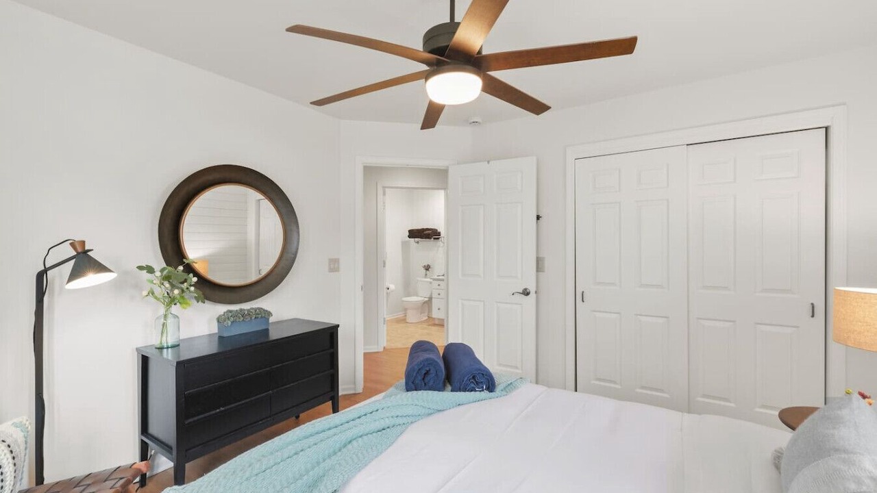 Photo of Bedroom in Cleveland