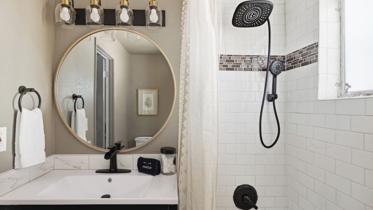 Photo of Bathroom in Englewood
