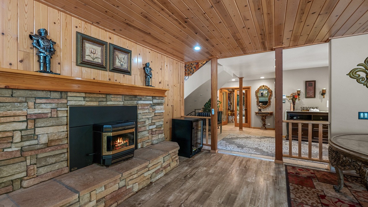 Photo of Bedroom in Big Bear Lake