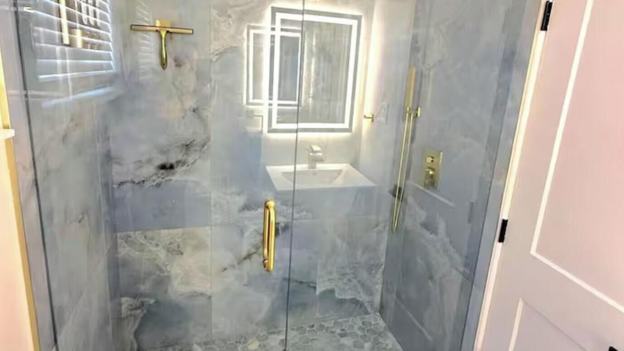 Photo of Bathroom in Capri Isle