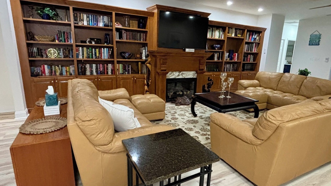 Photo of Livingroom in Little River