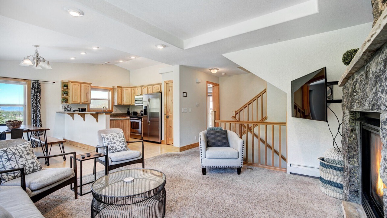 Photo of Livingroom in Blue River