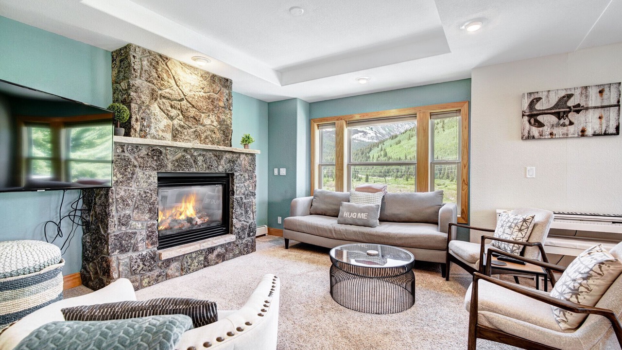 Photo of Livingroom in Blue River