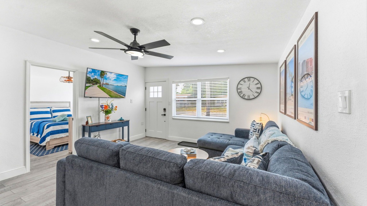 Photo of Livingroom in St. Petersburg - Clearwater