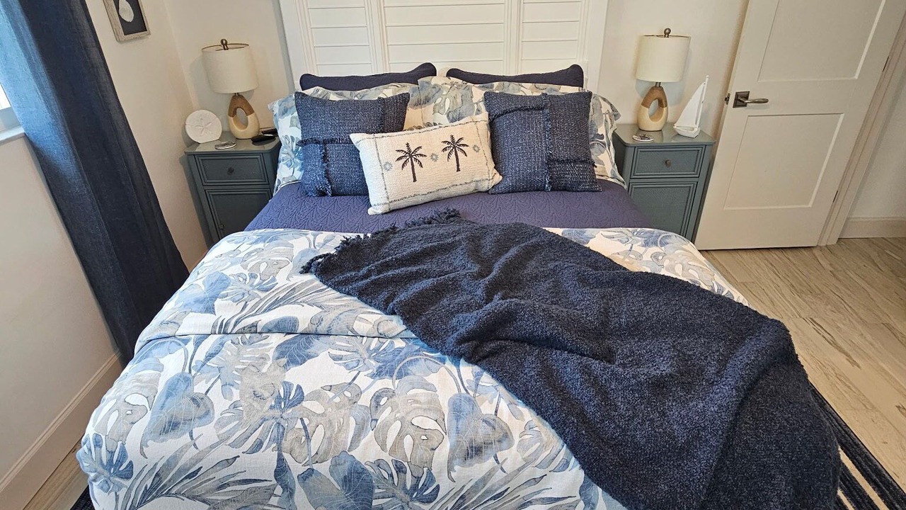 Photo of Bedroom in Harbor Hills