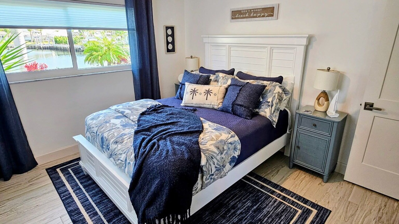 Photo of Bedroom in Harbor Hills