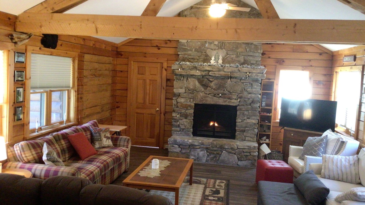 Photo of Livingroom in Wallingford