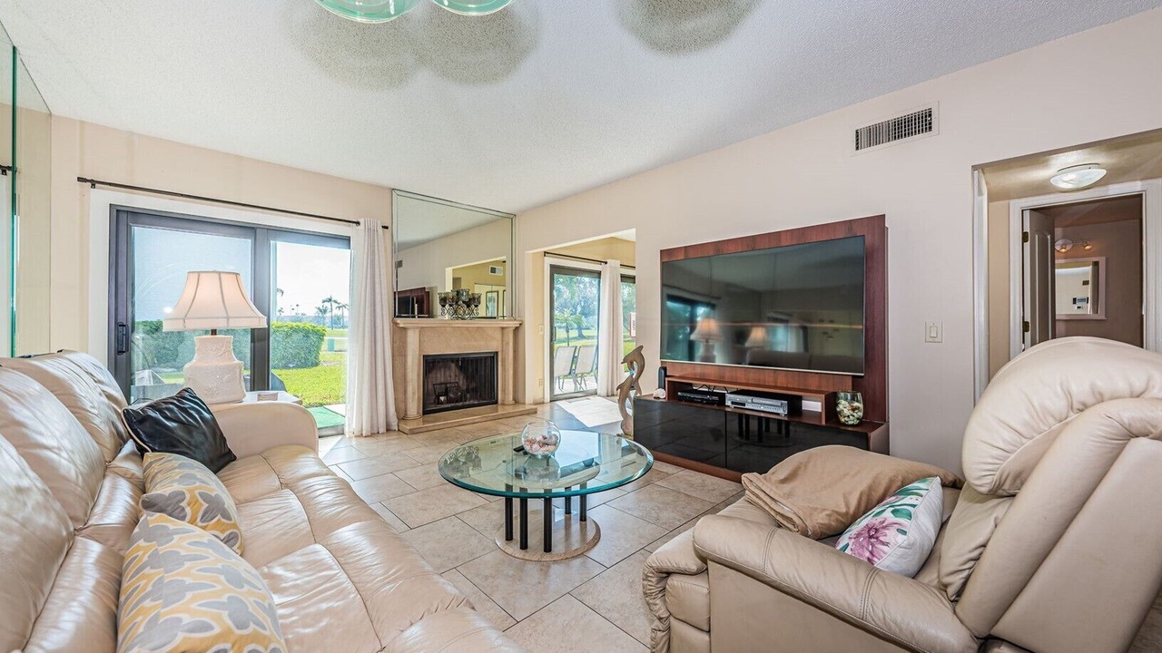 Photo of Bedroom in Casa del Mar