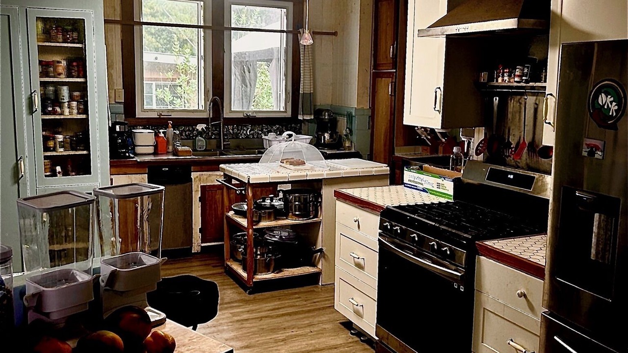 Photo of Kitchen in Naalehu