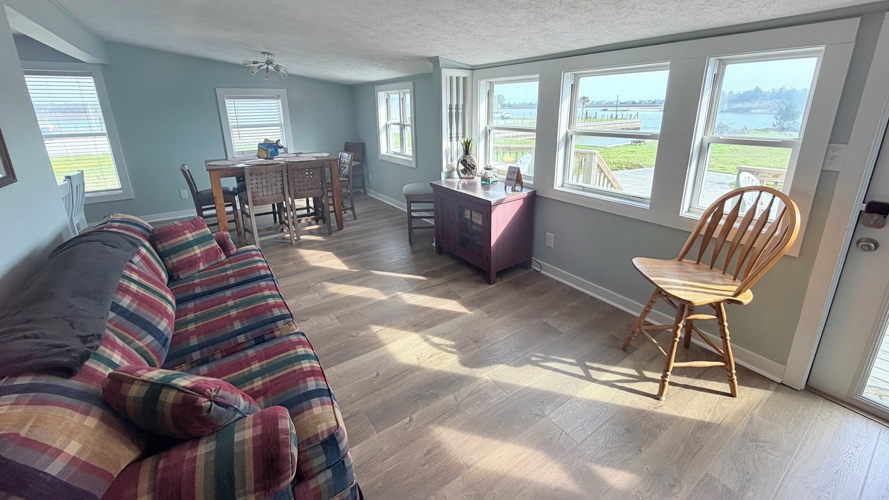 Photo of Livingroom in Shallotte