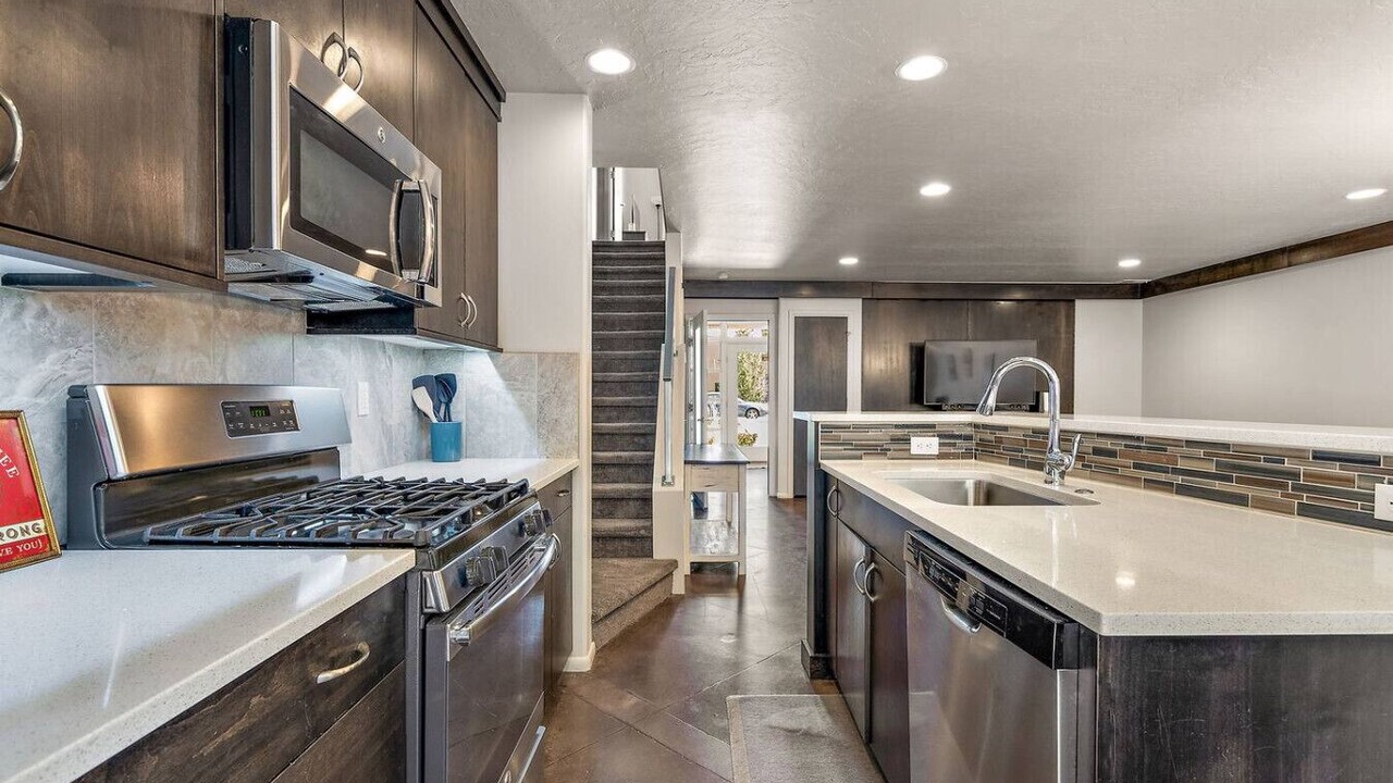 Photo of Kitchen in Garden City