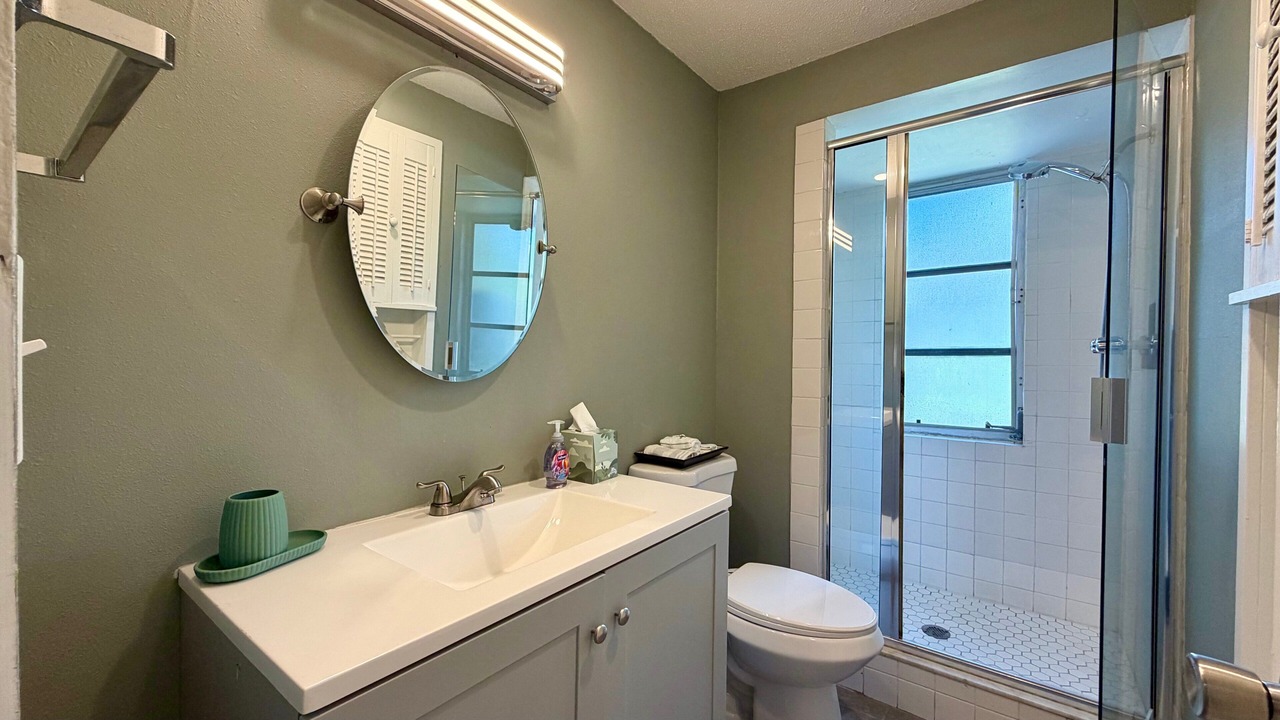 Photo of Bathroom in Bay Isle