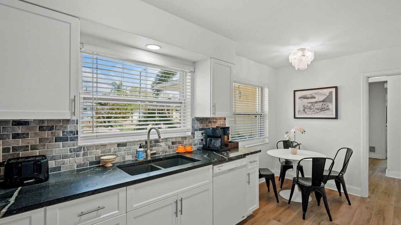 Photo of Kitchen in Harbor Hills