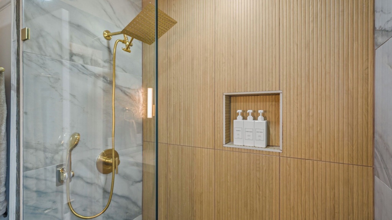 Photo of Bathroom in Harbor Hills