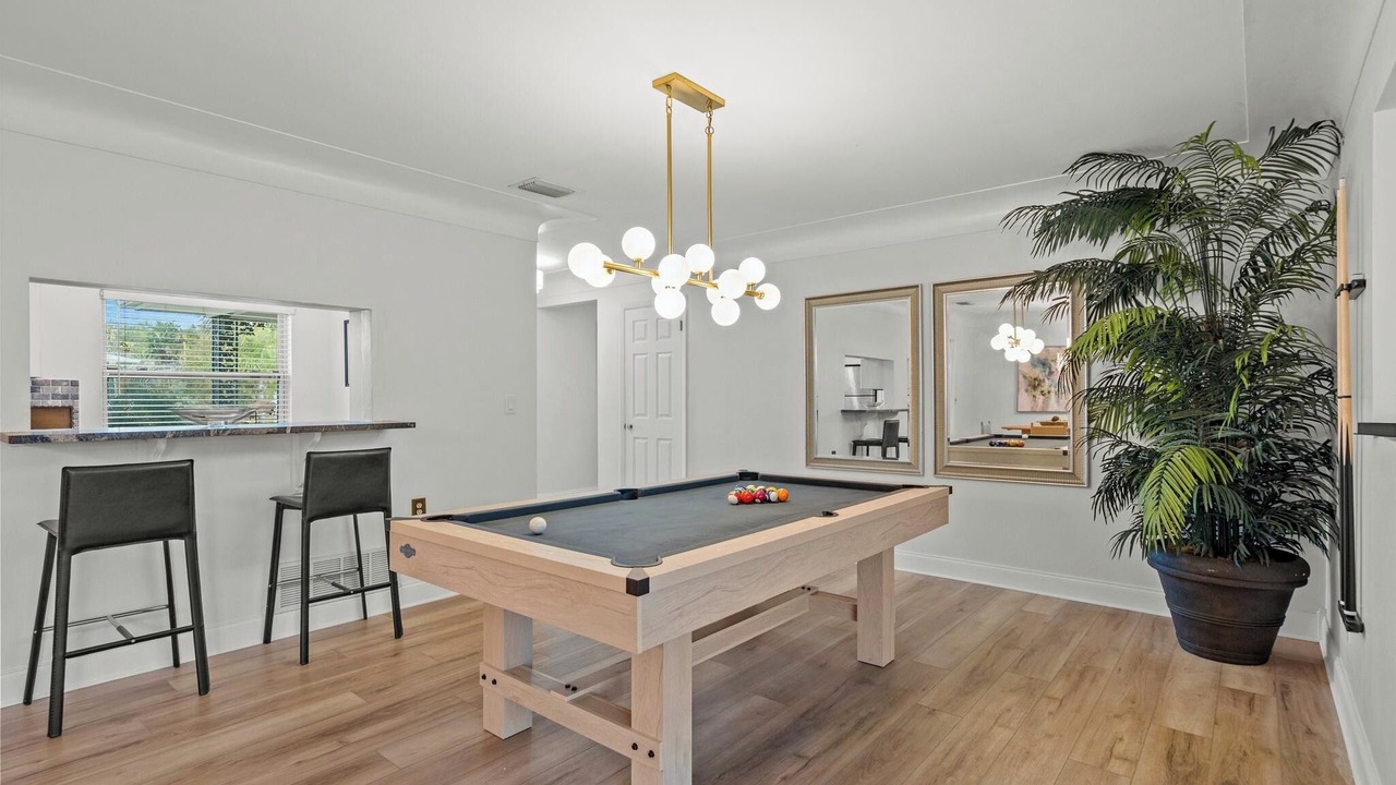 Photo of Bedroom in Harbor Hills