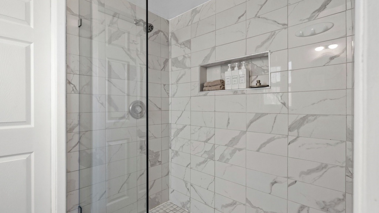 Photo of Bathroom in Harbor Hills