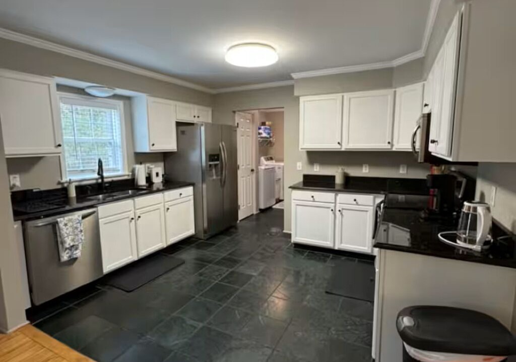 Photo of Kitchen in Longs